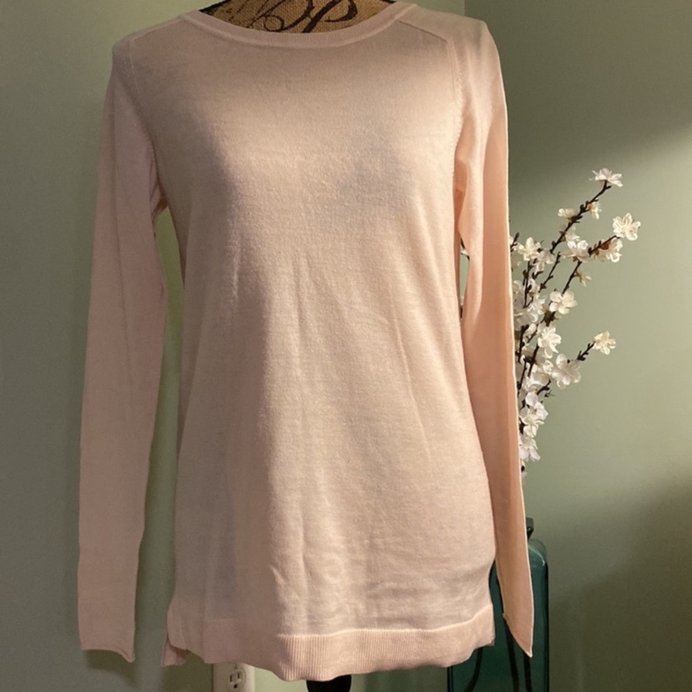 Club Monaco Fine Merino Wool Back Keyhole Sweater